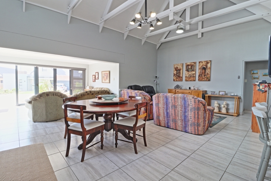 3 Bedroom Property for Sale in Hartenbos Central Western Cape